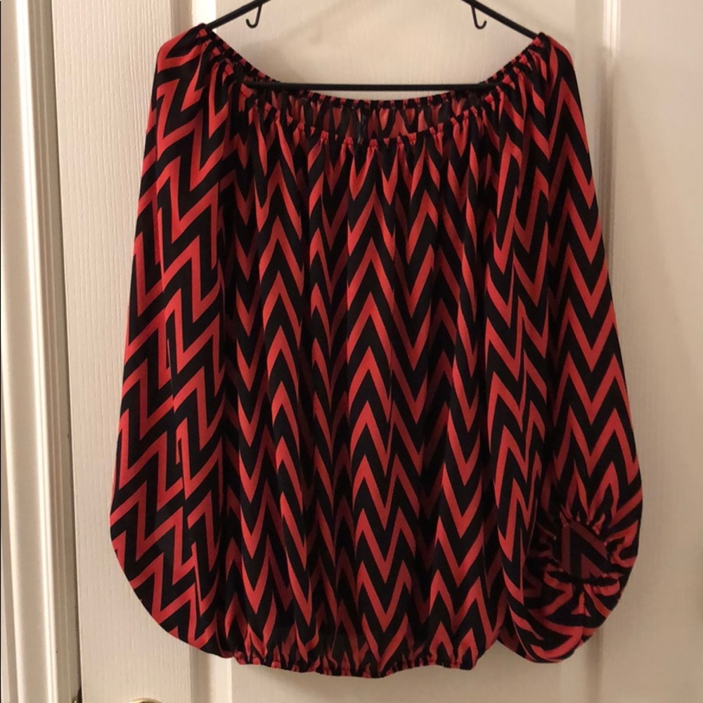 Womens Chevron top